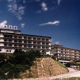 Eihokaku，位于冰见市的酒店