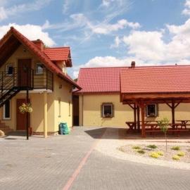 Stanica Łowiecka Kniejówka，位于Ownice的酒店