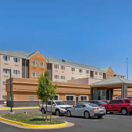 Quality Inn & Suites Denver Airport - Gateway Park，位于奥罗拉的酒店