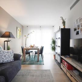 Cozy Home · Cozy Home · Nice apartment w/pool and private terrace，位于马塔罗的酒店
