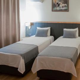 Grand Keskin Otel，位于代尼兹利的酒店