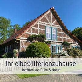 elbe511ferienzuhause im parkähnlichen Garten mit Teich，位于德米茨的酒店