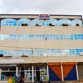 Hotel Mboloani,位于洛美的酒店