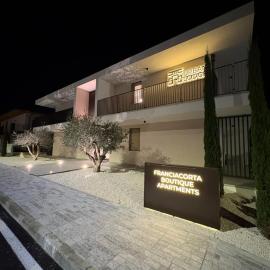 Urban Lodge- Appartamenti in Franciacorta，位于埃尔布斯科的酒店