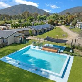 Snobs Creek Motel Eildon，位于艾尔登的酒店