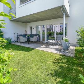 2 Bedroom Awesome Apartment In Fornebu，位于福尼布的酒店