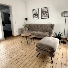 Altstadt Apartment Deluxe 1，位于哈尔滕的酒店
