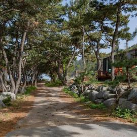 Uljin 207 Mile Pool Villa，位于蔚珍郡的酒店