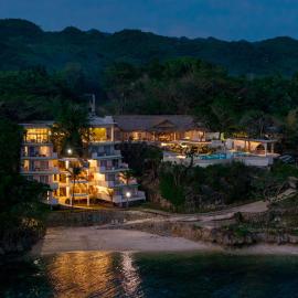 Solea Reef Resort Anda，位于安达的酒店