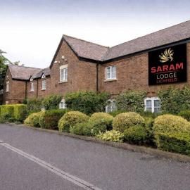 Saram Lodge Lichfield，位于利奇菲尔德的酒店