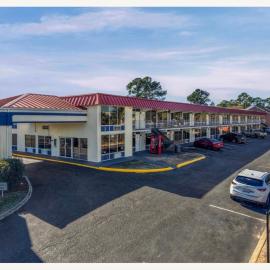 Family Inns of America - Mobile，位于莫比尔的酒店