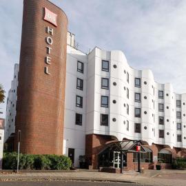 ibis Portsmouth，位于朴次茅斯的酒店