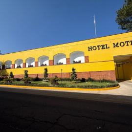 Hotel-Motel Calens，位于Velasco的酒店