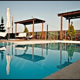 ilyda Residence apts，位于斯卡拉卡伦尼斯的酒店