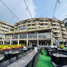 Hotel Kollol by J&Z Group，位于库克斯巴扎的酒店
