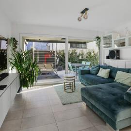 Saillon, maison 5 pers - Terrasse - Parking privé