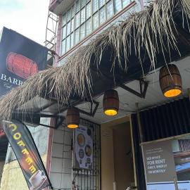 Barelle Hostel, Coffee and Wine Bar，位于卡利博的酒店