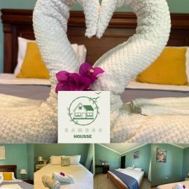 Casa Grande Bamboo con Desayuno 15 personas 7 camas 6 dormitorios，位于普约的酒店