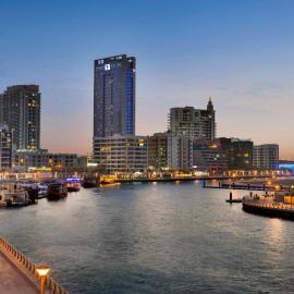The First Collection Marina, Dubai, a Tribute Portfolio Hotel，位于迪拜的酒店
