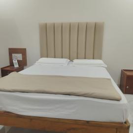 Hotel Sohan Boarding and Lodging，位于Perdūru的酒店