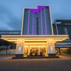 Yasmin Hotel Karawaci，位于当格浪的酒店