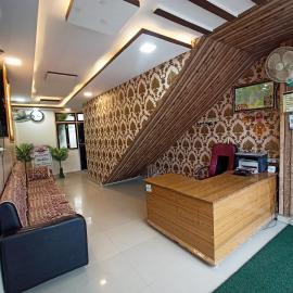 Brajrani Hotel，位于Datia的酒店