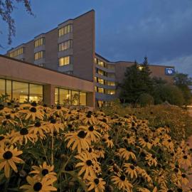 Hotel Mead Resorts & Conventions Center，位于威斯康星拉皮兹的酒店