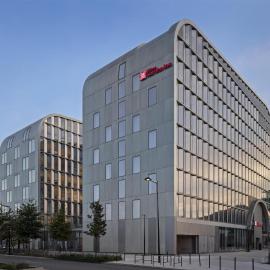 Hilton Garden Inn Bordeaux Centre,位于波尔多的酒店