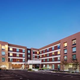 Home2 Suites By Hilton Memphis Downtown，位于孟菲斯的酒店