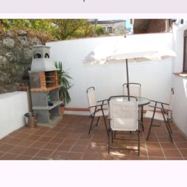 Acogedora casita con barbacoa，位于坎德莱达的酒店