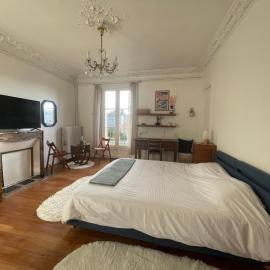 Chambre paisible face aux thermes-ch1- Check après 16h30，位于孔特雷克塞维尔的酒店