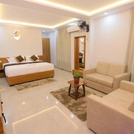 Munderi Green Mounts - Family Rooms with Pool, Wayanad, Kalpetta，位于卡尔佩特塔的酒店