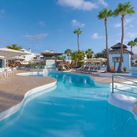 Boutique Hotel H10 White Suites - Adults Only，位于普拉亚布兰卡的酒店