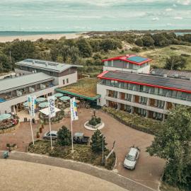 Strandhotel Duinoord,位于弗劳温普尔德的酒店