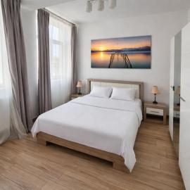 Apartamente Livada，位于拉姆尼库沃尔恰的酒店