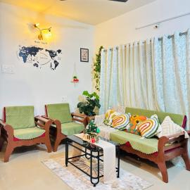 Stay at Sakhis, 2BHK spacious Flat, 5 mins to Anjuna beach，位于马普萨的酒店