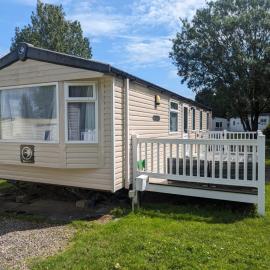 Denny's Holiday Homes，位于布莱克浦的酒店