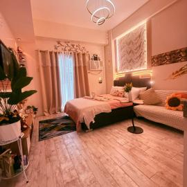 The Fyangz Luxe Staycation Near Anjo World，位于Cebu的酒店