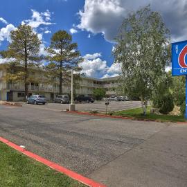 Motel 6-Flagstaff, AZ - West - Woodland Village，位于弗拉格斯塔夫的酒店