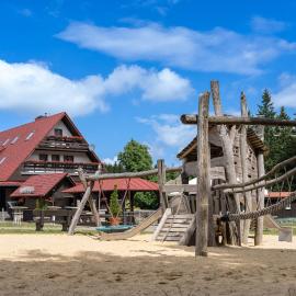 Berggasthof Heuberghaus, direkt am Rennsteig，位于腓特烈罗达的酒店