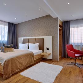 Landhotel RÖSSLE，位于Stimpfach的酒店