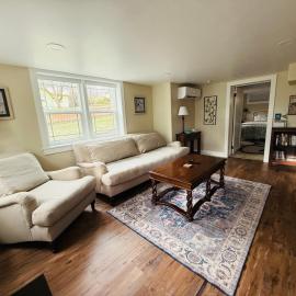 State Street Cottage, Suite 1，位于普尔曼的酒店