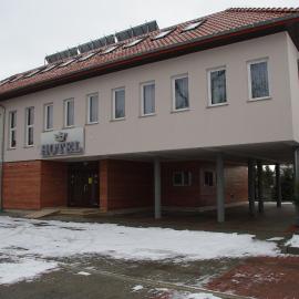 Hotel Pod Złotą Koroną,位于奥普尔的酒店