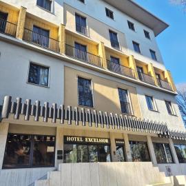 Hotel Excelsior Magenta，位于马真塔的酒店