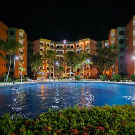 Apartamento tipo Resort Ciudad Flamingo，位于El Cruce的酒店