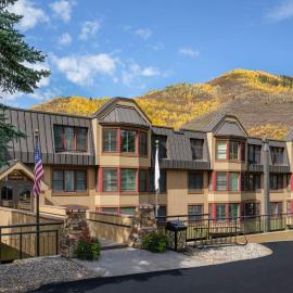 Marriott's StreamSide Evergreen at Vail,位于范尔的酒店