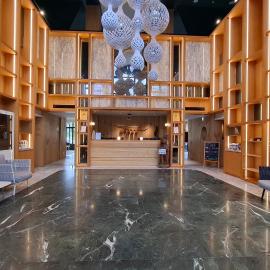 拓村泉旅-兆豐農場，位于凤林镇的酒店