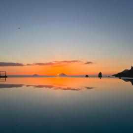 Therasia Resort Sea and SPA - The Leading Hotels of the World，位于弗卡诺的酒店