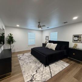 Royal Flush Villa - King Bed near WinStar，位于萨克维尔的酒店