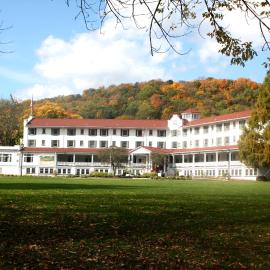 Shawnee Inn and Golf Resort，位于东斯特劳兹堡的酒店